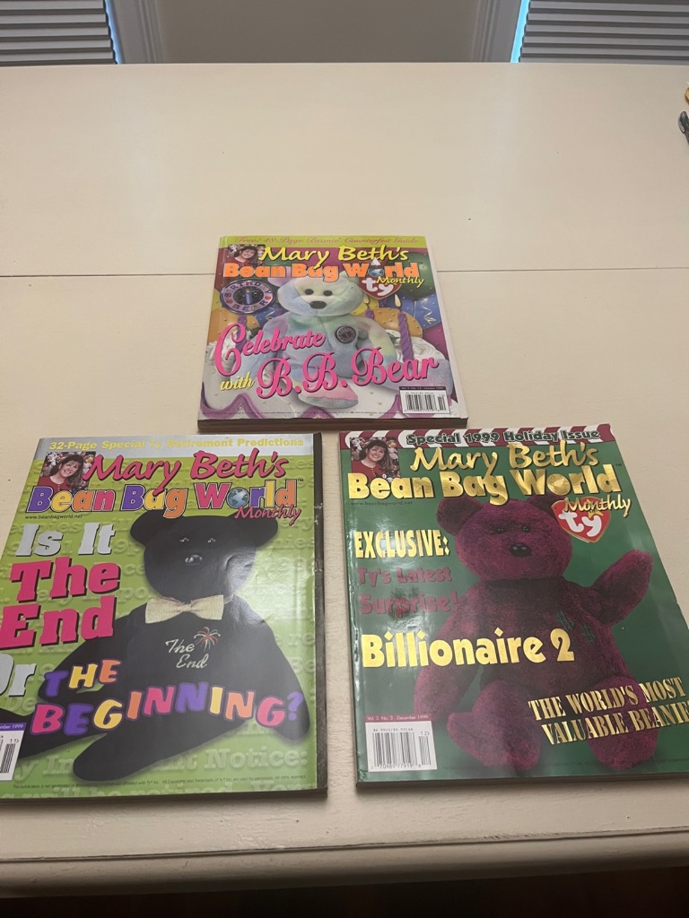 Mary Beth's Bean Bag World Magazine Lot - Colorful Bear Covers